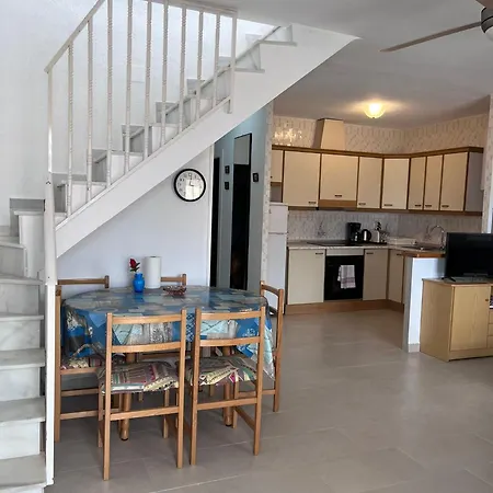 Fraesch Duplex Med Havsutsikt