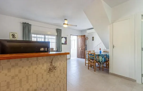 Fraesch Duplex Med Havsutsikt بيت للعطل *