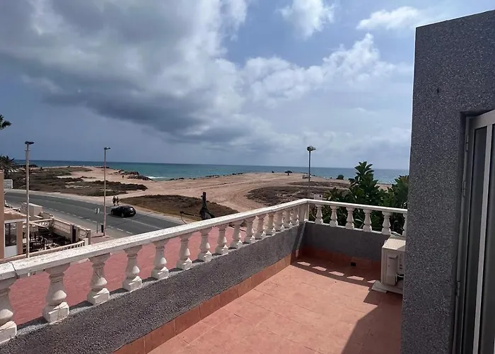 Fraesch Duplex Med Havsutsikt بيت للعطل