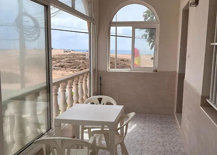 بيت للعطل Fraesch Duplex Med Havsutsikt