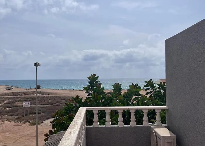 Fraesch Duplex Med Havsutsikt بيت للعطل تورّيفيِخا