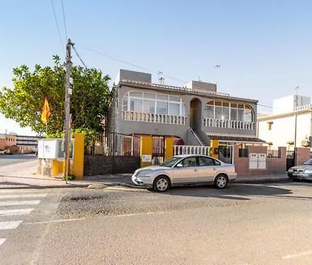 Fraesch Duplex Med Havsutsikt Hébergement de vacances *